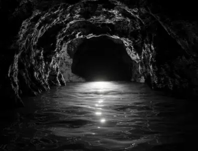 Зловещ хилядолетен олтар е открит в мексиканска пещера