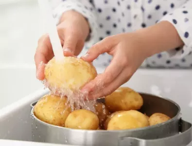 Ако съхранявате картофите по ТОЗИ начин, те няма да покълнат