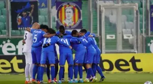 {{ otherArticle[0].article.title }}