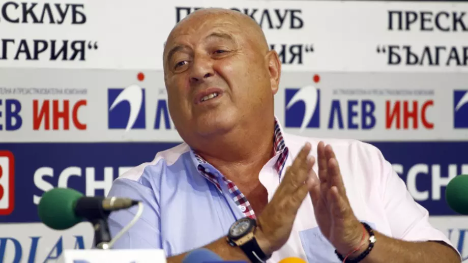 "Искам нещата да си вървят по реда" - Венци Стефанов с коментар за Славия - Левски и победата над ПАОК