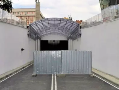 Община Бургас затваря подземната улица в града заради профилактика