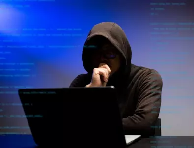 Осъдиха френски хакер в САЩ, обрал и продал милиони лични данни 