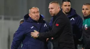 {{ otherArticle[0].article.title }}