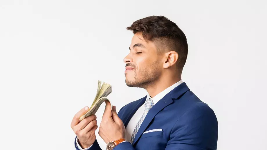 Тази зодия е на път към първия си милион