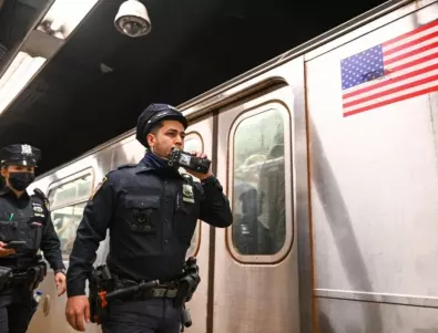 Десетки ранени след сблъсък на два влака на метрото в Ню Йорк (ВИДЕО)