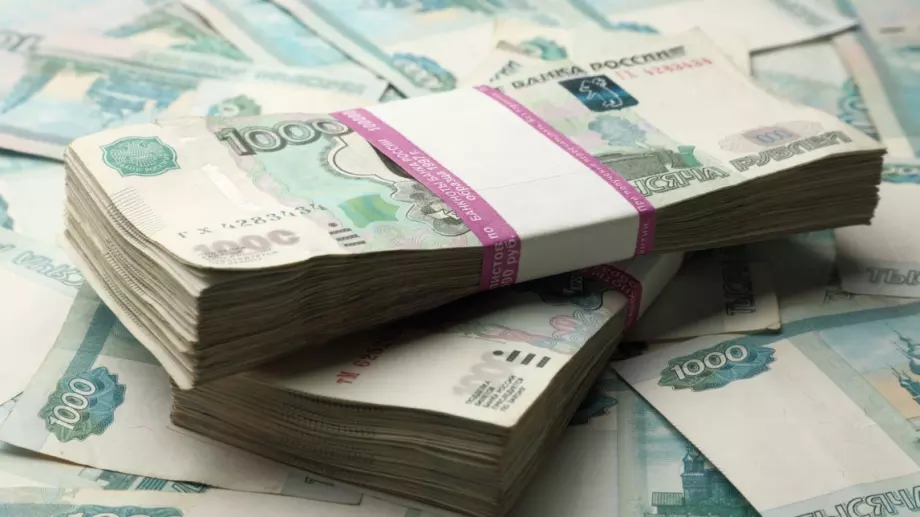 Църква без кръст: В Русия оттеглиха банкнота от 1000 рубли (СНИМКА)