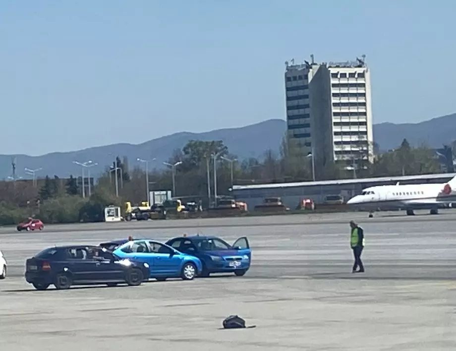Специализирана полицейска операция на летище София, разписанието на полетите не е засегнато 