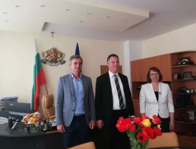 Кметът на Казанлък проведе първа среща с новия генерален консул на Турция