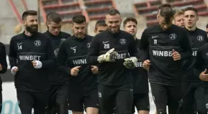 Контузия вади Петър Виданов от сметките на Томаш за три кръга 