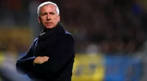 {{ otherArticle[0].article.title }}