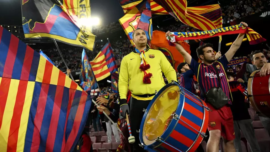 Барселона започва тежка седмица с куп мачове и опити да запази Араухо и Гави