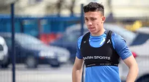 {{ otherArticle[0].article.title }}