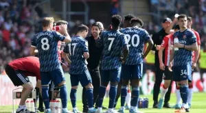 {{ otherArticle[0].article.title }}