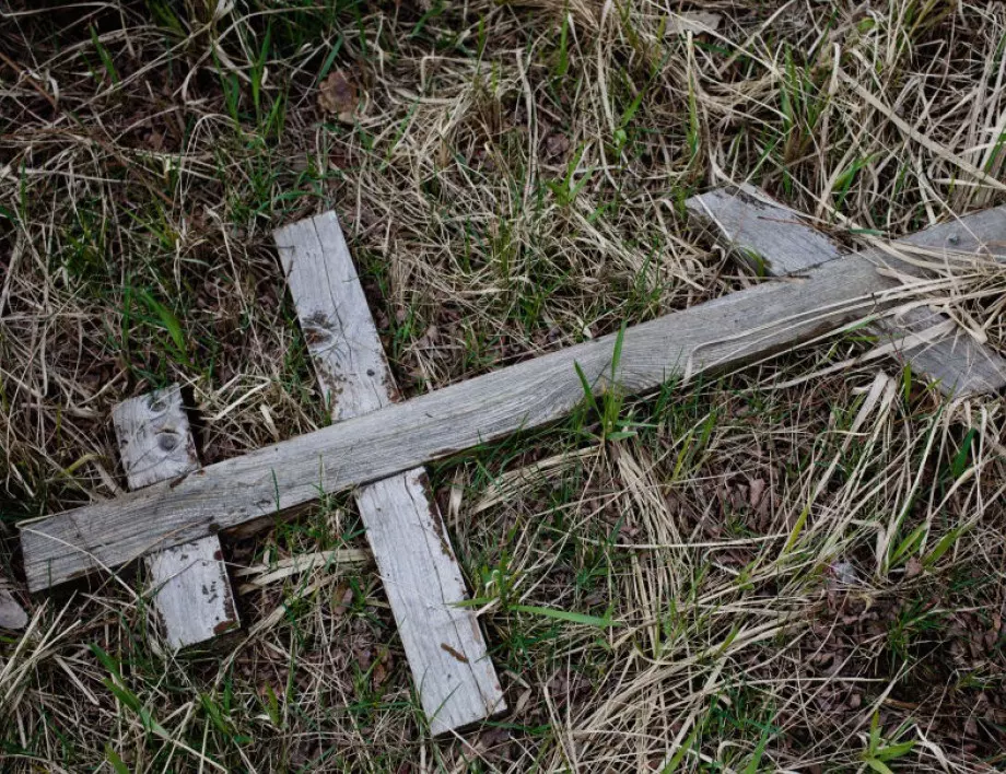 Разкриха нови 10 000 гроба в Мариупол от началото на войната