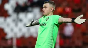 {{ otherArticle[0].article.title }}