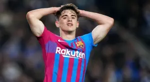 {{ otherArticle[0].article.title }}