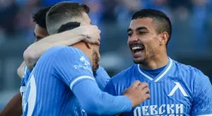 {{ otherArticle[0].article.title }}