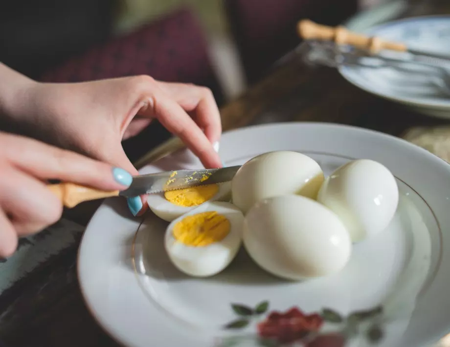 Лекар разкри по колко яйца може да се ядат на ден без вреда на здравето