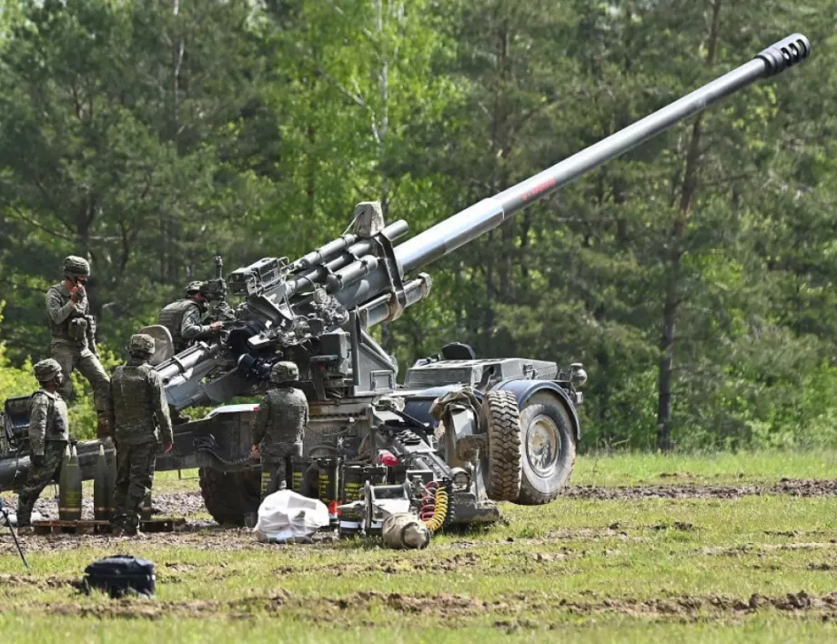 Боговете на войната - артилерията, която сее смърт в Украйна (ВИДЕО)