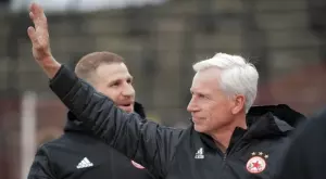 {{ otherArticle[0].article.title }}