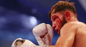 Епична битка на "Уембли" - Ник Бол строши от бой съперник (ВИДЕО)