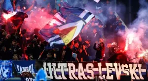 {{ otherArticle[0].article.title }}