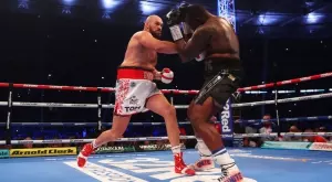 Нито Джошуа, нито Усик: Фюри не вярва някой да оцелее след ъперкъта срещу Уайт