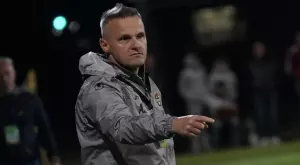 {{ otherArticle[0].article.title }}