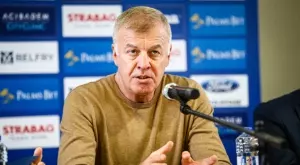 Наско Сираков към премиера Кирил Петков: Държавата да помогне на Левски и ЦСКА