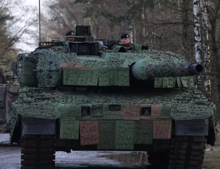 Германия не се е отказала да прати танкове "Леопард" на Украйна (ВИДЕО)