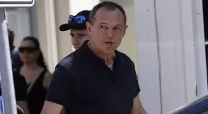 "Имам среща с бухалките": Култов Божков разясни следващия си ход и потегли към... болницата