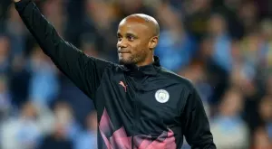 Легенда на Манчестър Сити може да поеме закъсалия Бърнли