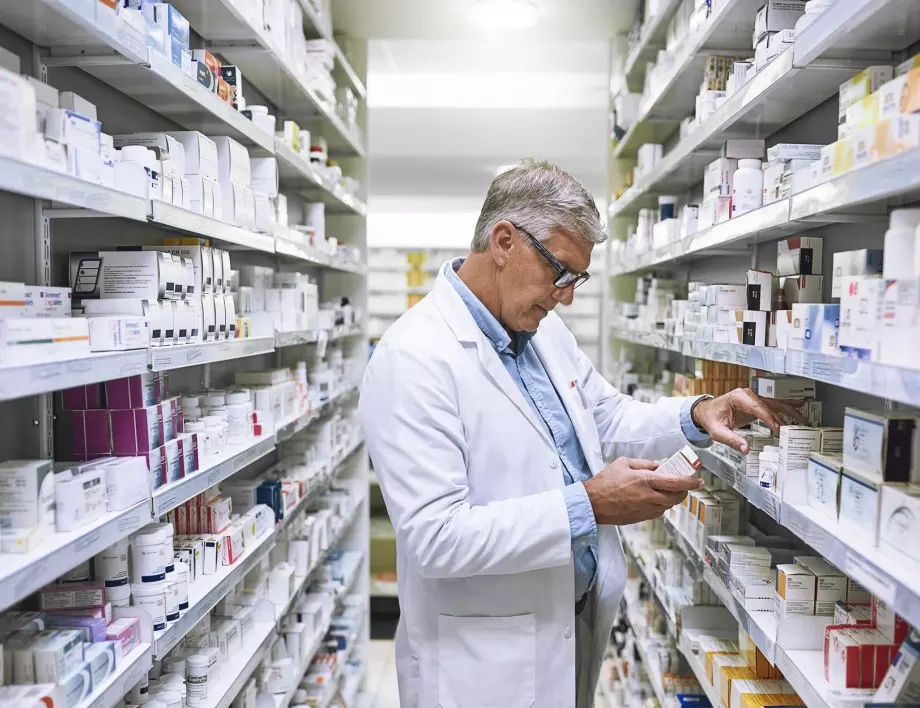 Стотици лекарства изчезват от руските аптеки: Здравните власти уточняват списъка