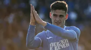 {{ otherArticle[0].article.title }}