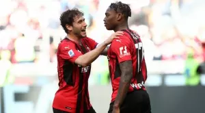 Челси натиска Милан да им продаде Рафаел Леао?