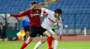 Локомотив София направи още една крачка към спасението след скука с Царско село