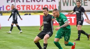 {{ otherArticle[0].article.title }}