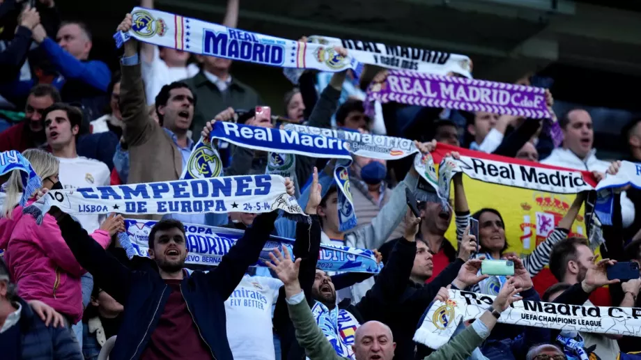Феновете на Реал Мадрид полудяха заради кадри на "Камп Ноу" с Бензема (СНИМКИ)