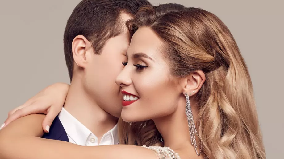 Тези 3 зодии ще се влюбят от пръв поглед през ЮЛИ