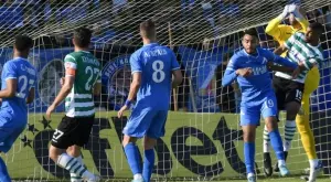 {{ otherArticle[0].article.title }}