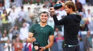 {{ otherArticle[0].article.title }}