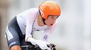 Кемна взе 4-ия етап на "Джирото", изненадващ носител на розовата фланелка