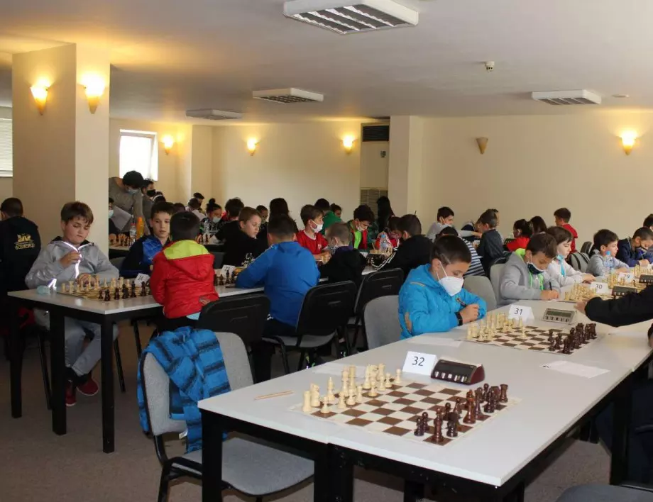За девети път: Детски шахматен турнир "Слънцата на Трявна"