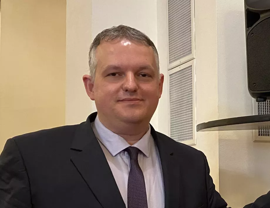 Антон Тонев: Управлението на проф. Салчев доведе до невъзможност да се води преговорен процес