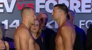 {{ otherArticle[0].article.title }}