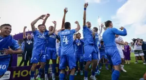 {{ otherArticle[0].article.title }}