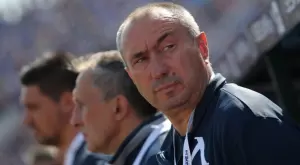 Раздялата се "пече": Титуляр на Левски напуска "Герена", клубът е набелязал негов заместник