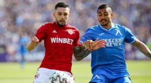 {{ otherArticle[0].article.title }}