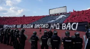 {{ otherArticle[0].article.title }}