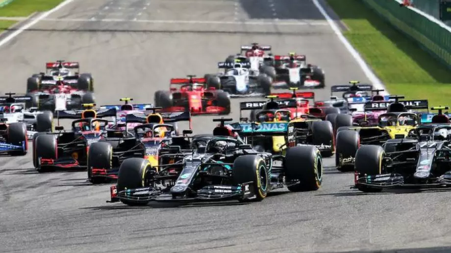 Австрия се готви за безпрецедентна инвазия на фенове за Формула 1